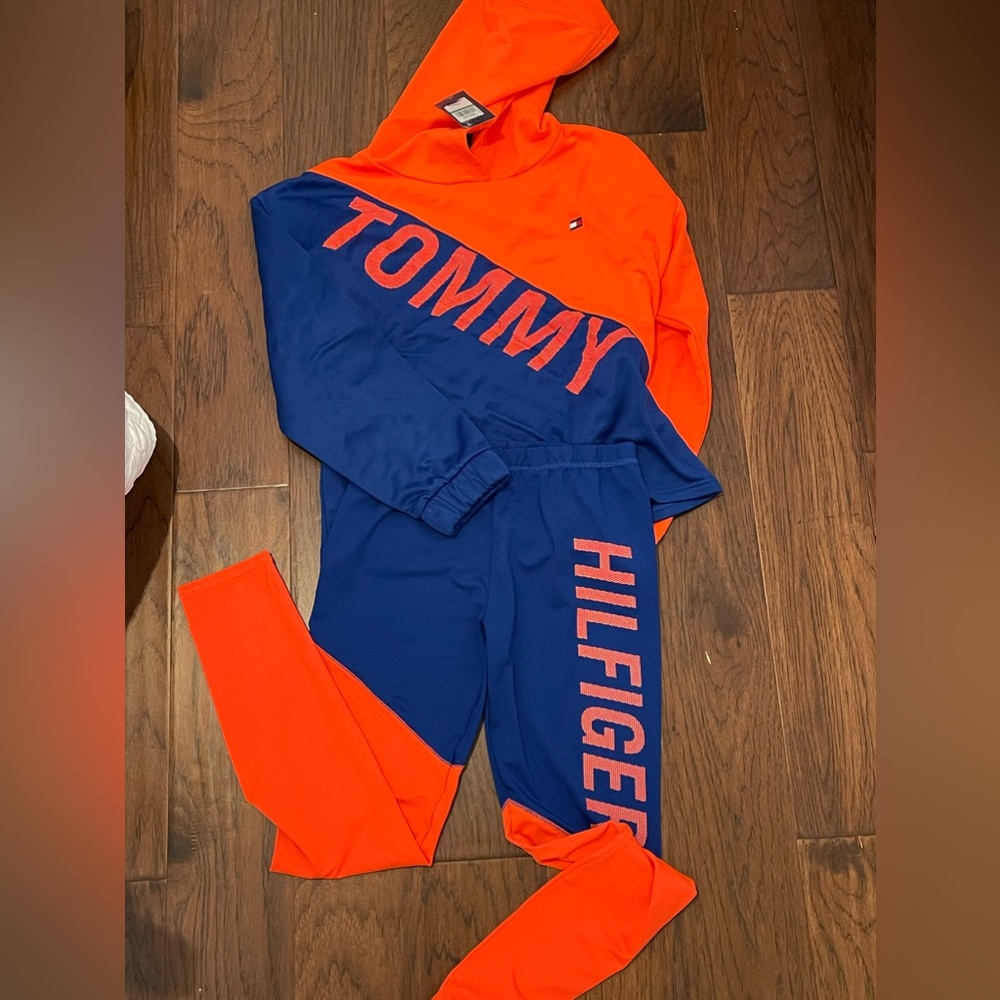 Tommy sweatshirt and leggings set